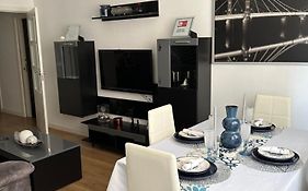 Apartamento Castro Holidays - Con Parking Incluido